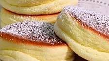 Fluffy Japanese Souffle Pancakes