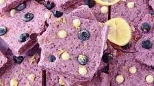 Frozen Yogurt Bark with Blueberries and White Chocolate