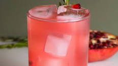 Ginger Pomegranate Fizz