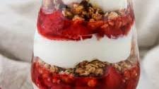 Homemade Granola and Yogurt Parfaits