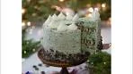 How to Make a Mint Chip Cake