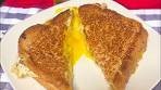 How to make a Quick and Easy Grill Cheese Egg Sandwich