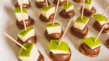 How to Make Caramel Apple Bites