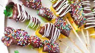 How to Make Chocolate Fruit Kabobs (video)