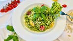 How to Make Creamy Avocado and Spinach Pasta