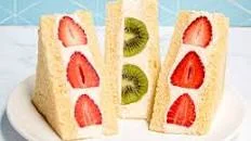Japanese Fruit Sando (Fruit Sandwich)