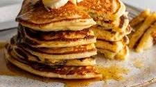 Light & Fluffy Greek Yogurt Pancakes with Bananas
