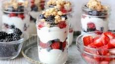 Make Ahead Fruit and Yogurt Parfaits