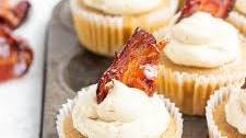 Maple Bacon Cupcakes
