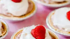 Mini Raspberry Cream Cheese Pies