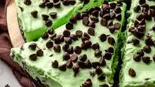 No Bake Mint Chocolate Chip Pie Recipe