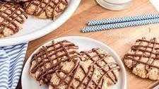 Oatmeal Cookies With Chocolate Drizzle