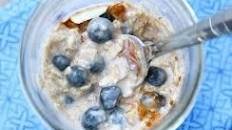 Overnight Blueberry Almond Oats