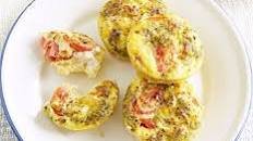 Pesto egg muffin bites