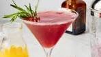 Pomegranate Martini = Christmas in a glass Here's how to ...