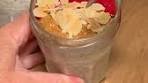 RASPBERRY & ALMOND OVERNIGHT OATS Meal prepping ...