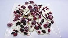 Raspberry Chocolate Greek Yogurt Bark for the on-the-go Mom