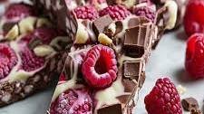 Raspberry Chocolate Yogurt Bark Recipe