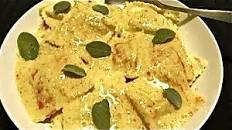 Ravioli with Ligurian Walnut Sauce