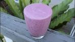 Refreshing Blueberry Flake Smoothie