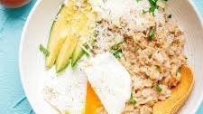 Savory Avocado Oatmeal (With Poached Egg)