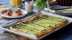 Simple Asparagus Tart With Puff Pastry