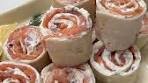 Smoked salmon & cream cheese pinwheels they look fancy ...