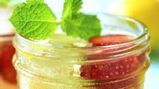 Sparkling Strawberry Basil Lemonade