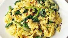 Spinach and Eggs Scramble
