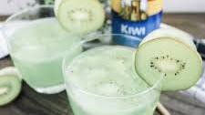 Spring Kiwi Sparkler Cocktail