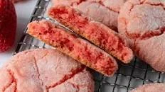 Strawberry Milk Cookies