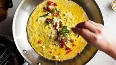 Sun-Dried Tomato and Goat Cheese Omelet