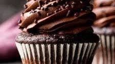 Super Moist Chocolate Cupcakes