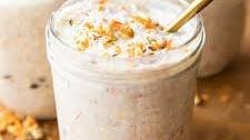 The BEST Carrot Cake Overnight Oats