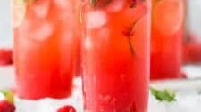 The BEST Fresh Raspberry Mojito Recipe