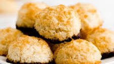 The Ultimate Healthy Coconut Macaroons