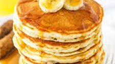 Thick and Fluffy Banana Pancakes