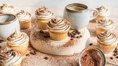 Tiramisu Cupcakes (Uses Cake Mix)