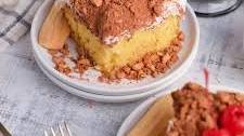 Tiramisu Poke Cake