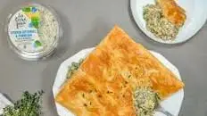 Turkey Pot Pie with Spinach and Artichoke