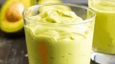 Vietnamese Avocado Smoothie (Sinh Tố Bơ)