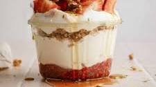 Yogurt Parfait with Granola