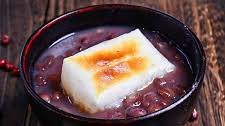 Zenzai (Japanese Red Bean Soup with Toasted Mochi)