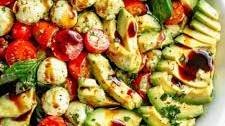 Avocado Caprese Salad Thumbnail