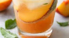 Grilled Peach Whiskey Smash Thumbnail