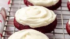 Red Velvet Cookies with Cream Cheese Frosting Thumbnail