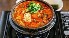 Sundubu Jjigae (Korean Spicy Soft Tofu Stew) Thumbnail