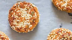 Baked sweet potato falafels with tahini sauce Thumbnail