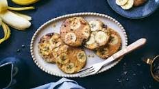 Banana bread pancakes with chocolate chunks Thumbnail