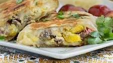 Crispy Salsa Verde Breakfast Burritos Thumbnail